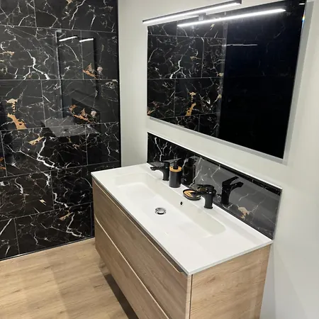 La Prairie Nyaraló Favières